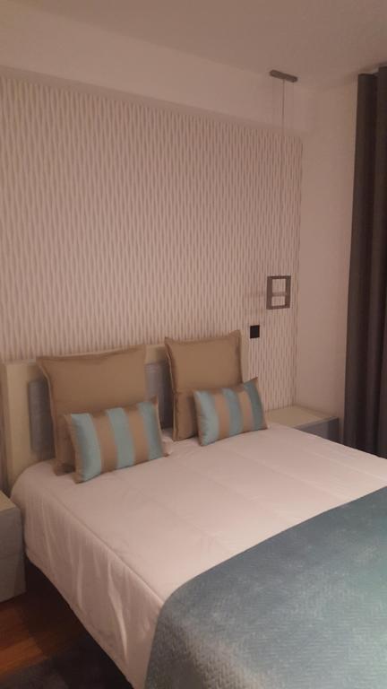 Astro Madeira Apartments 푼샬 외부 사진